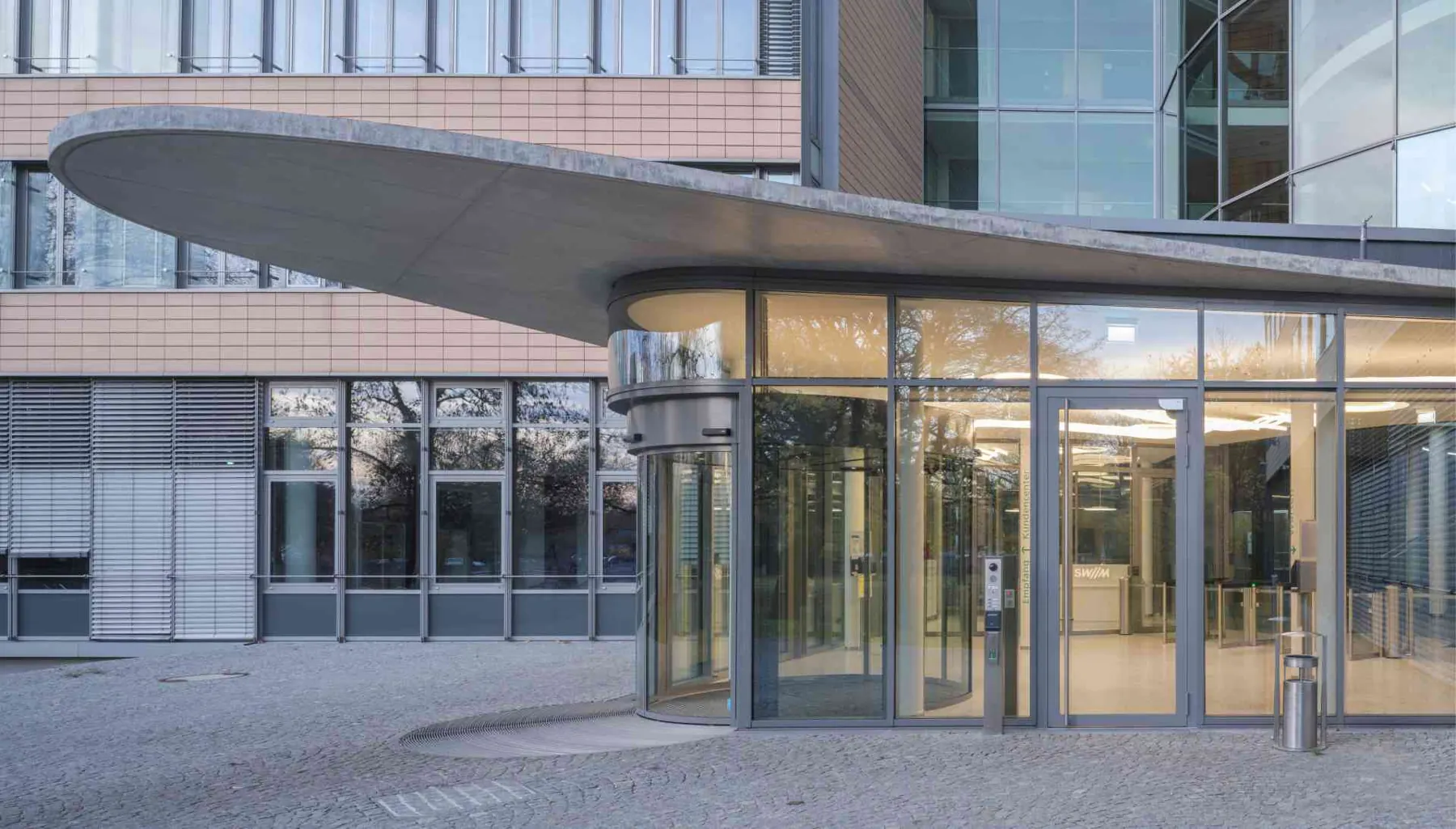 Neuer Haupteingang der Stadtwerke München – BWP Architekten – Projektansicht 6